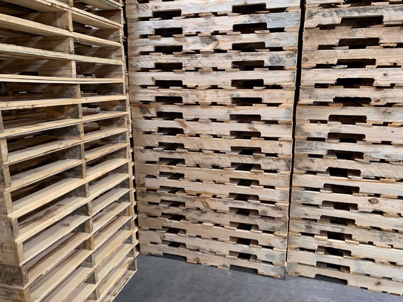 Knik Fairview, Alaska - Pallet Cores for Recycling