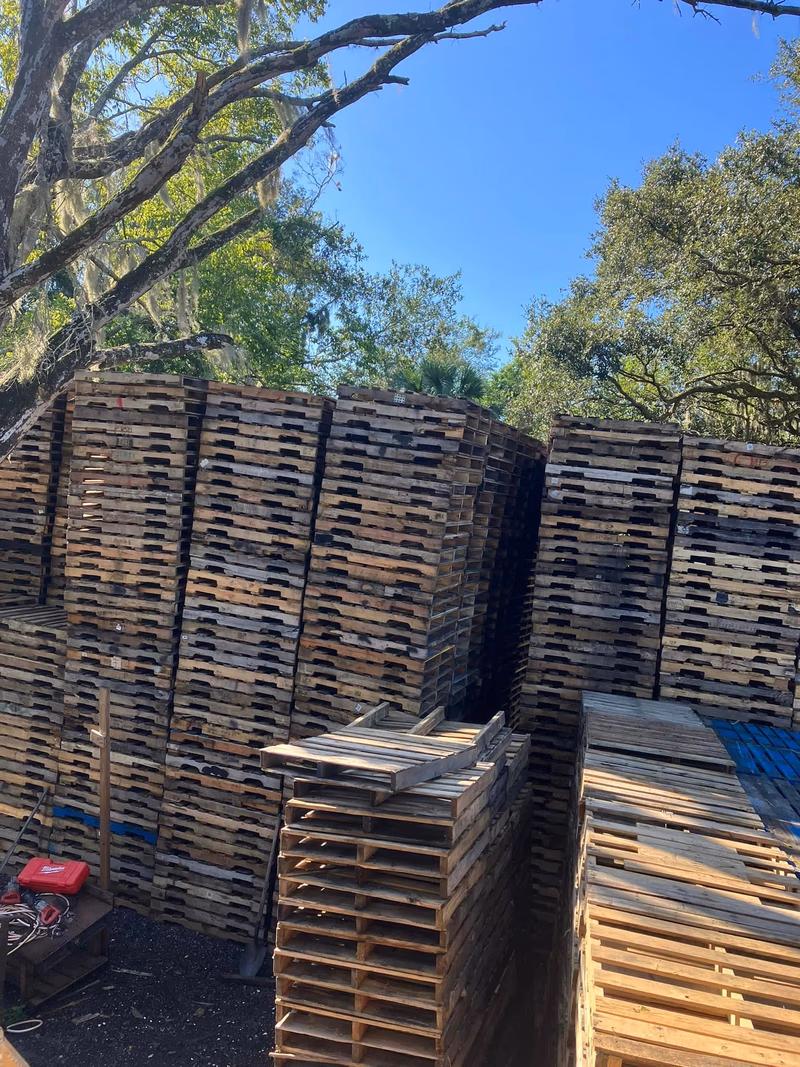 Mesa, Arizona - Grade C Economy Wood Pallets