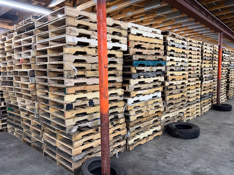 Bridgeport, Connecticut - Grade B Standard Wood Pallets