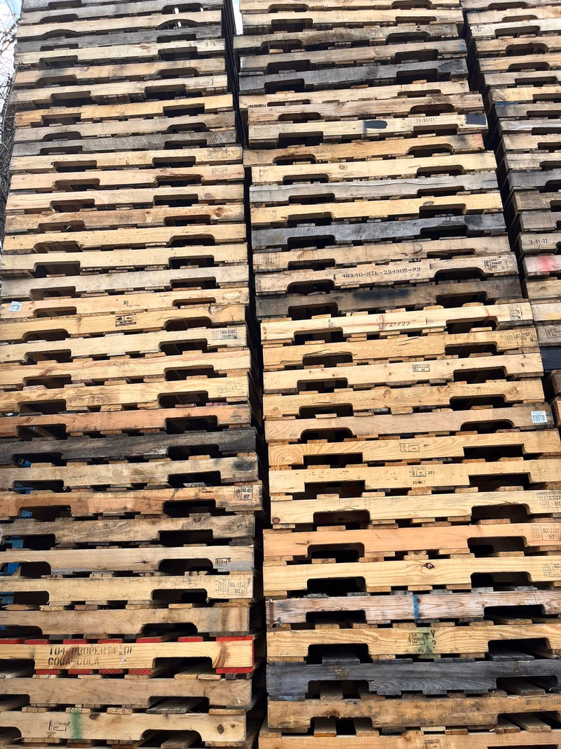 Jacksonville, Florida - Grade C Economy Wood Pallets