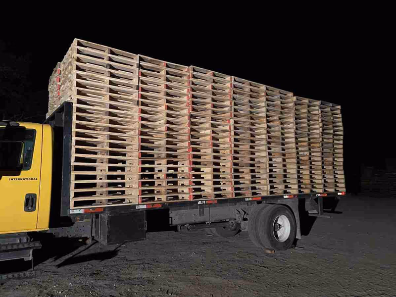 Tampa, Florida - Grade C Economy Wood Pallets