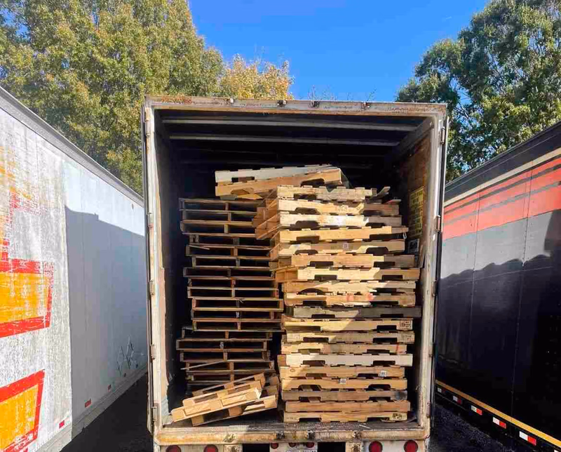 Macon Bibb County, Georgia - Grade C Economy Wood Pallets