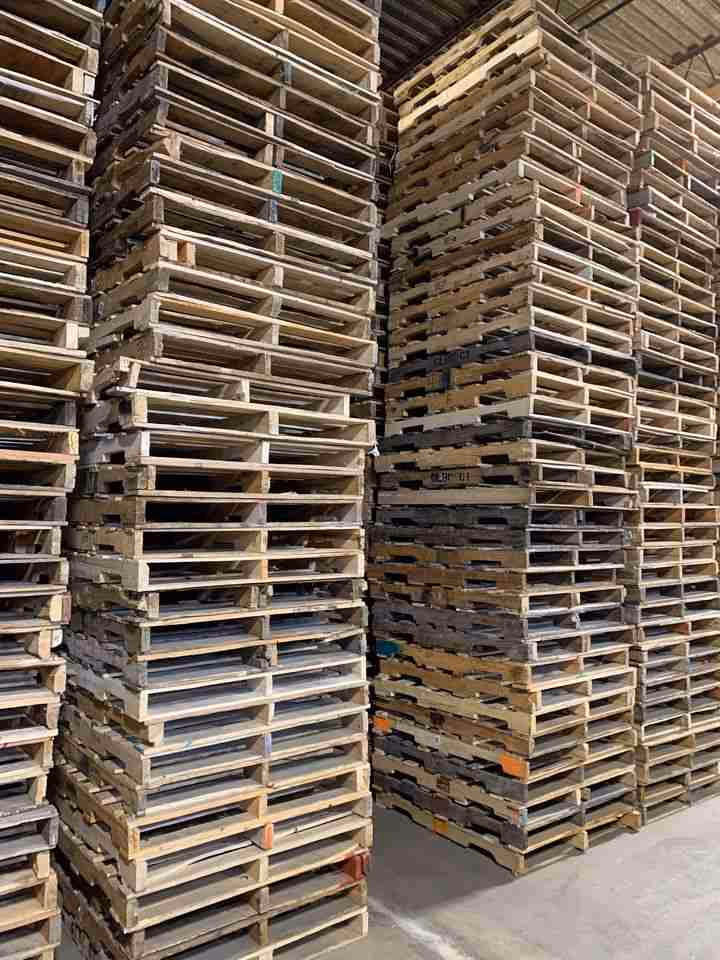Rockford, Illinois - Grade C Economy Wood Pallets