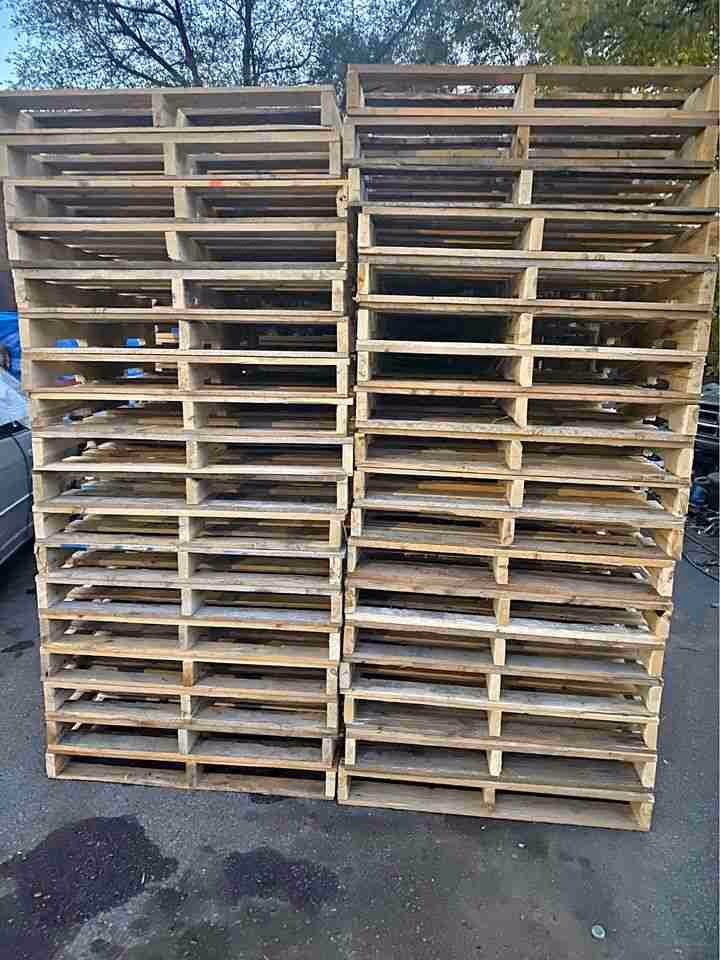 Kansas City, Kansas - Grade C Economy Wood Pallets