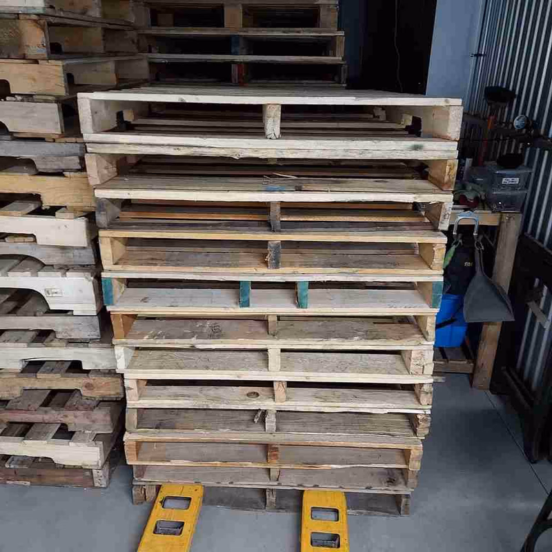 Lafayette, Louisiana - Grade A Premium 48x40 Wood Pallets