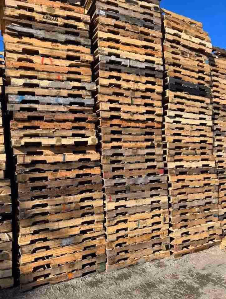 Lafayette, Louisiana - Pallet Cores for Recycling