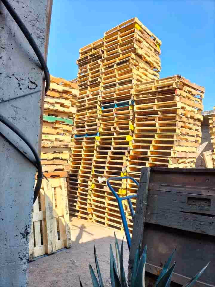 Lowell, Massachusetts - Grade B Standard Wood Pallets