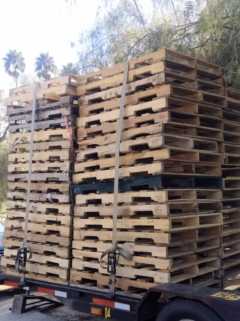 Worcester, Massachusetts - Grade C Economy Wood Pallets