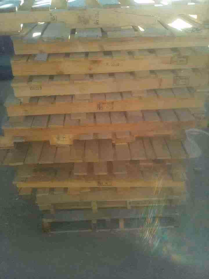 Rochester, Minnesota - Grade B Standard Wood Pallets
