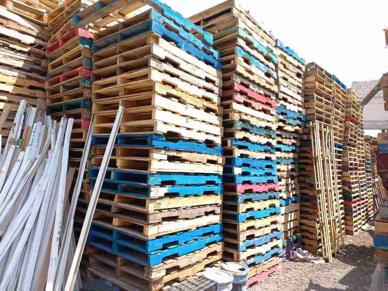 Henderson, Nevada - Grade B Standard Wood Pallets