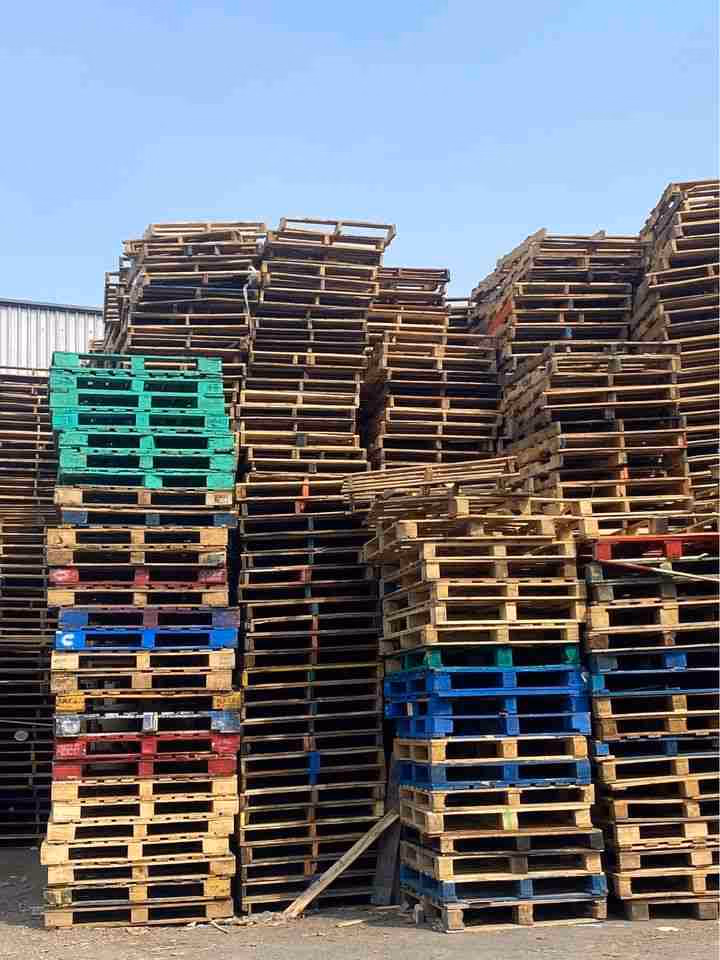 Reno, Nevada - Grade B Standard Wood Pallets