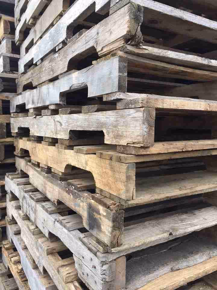 Bismarck, North Dakota - Grade B Standard Wood Pallets