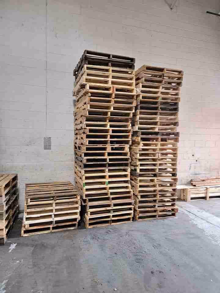 Cleveland, Ohio - Pallet Cores for Recycling