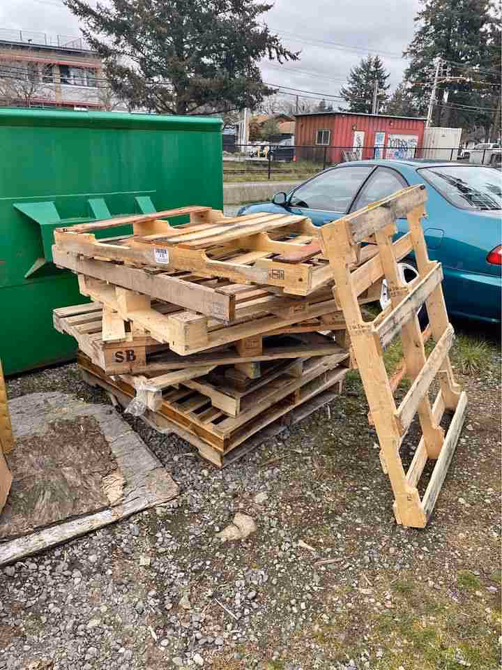 Tulsa, Oklahoma - Pallet Cores for Recycling