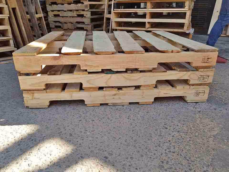 Scranton, Pennsylvania - Pallet Cores for Recycling