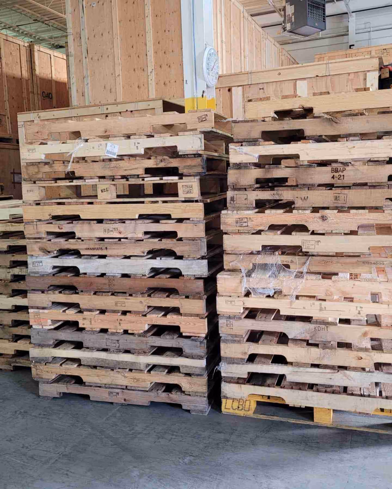 North Charleston, South Carolina - Grade C Economy Wood Pallets