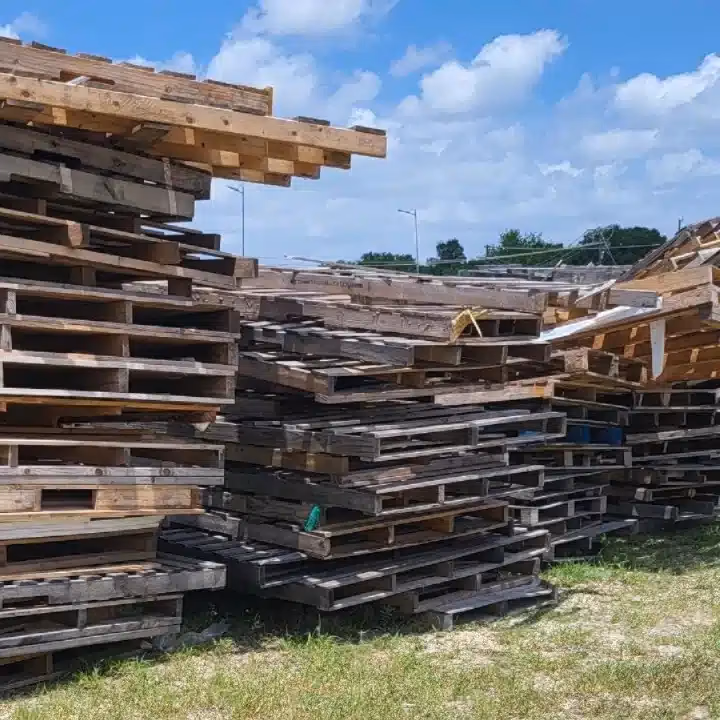 Provo, Utah - Grade C Economy Wood Pallets