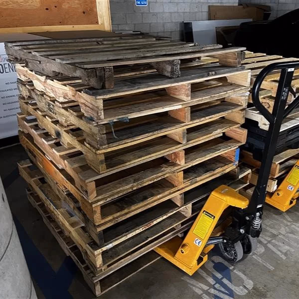 Seattle, Washington - Grade A Premium 48x40 Wood Pallets