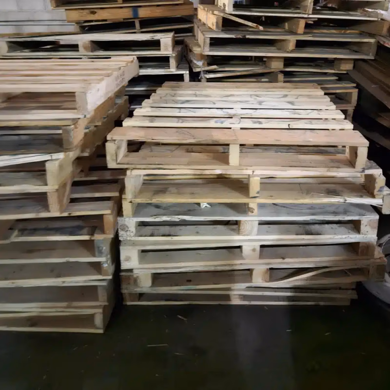 Cheyenne, Wyoming - Grade A Premium 48x40 Wood Pallets