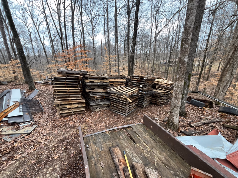 Dallas, Texas - Grade C Economy Wood Pallets