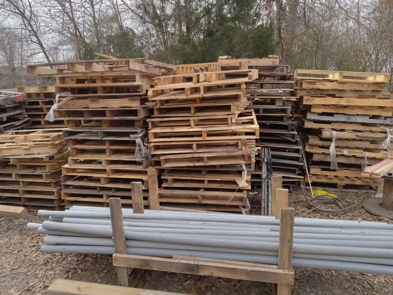 Peoria, Arizona - Grade C Economy Wood Pallets