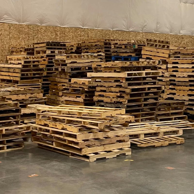 Stockton, California - Grade B Standard Wood Pallets