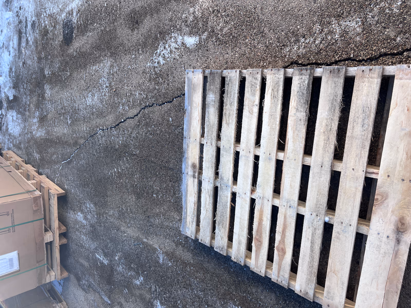 San Bernardino, California - Grade C Economy Wood Pallets