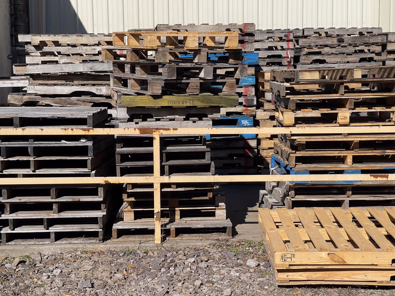Modesto, California - Grade B Standard Wood Pallets