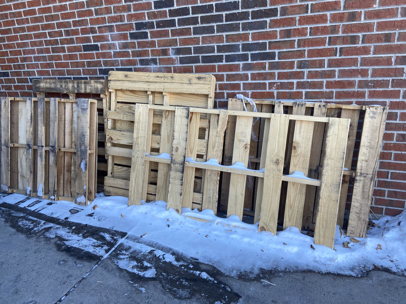 New Braunfels, Texas - Pallet Cores for Recycling