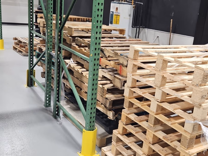 Fontana, California - Grade C Economy Wood Pallets