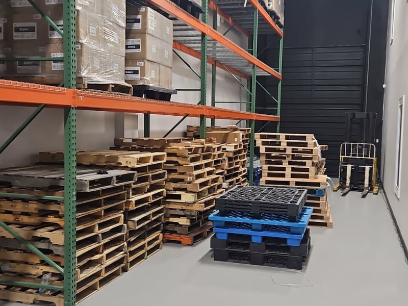 Conroe, Texas - Grade B Standard Wood Pallets