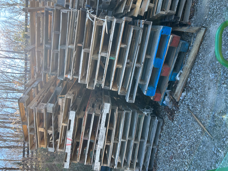 Alexandria, Virginia - Grade A Premium 48x40 Wood Pallets