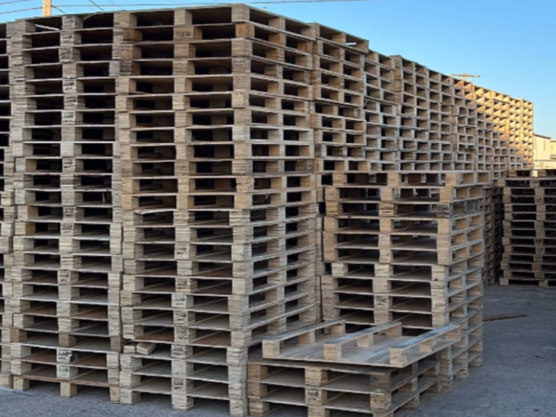 Hayward, California - Pallet Cores for Recycling