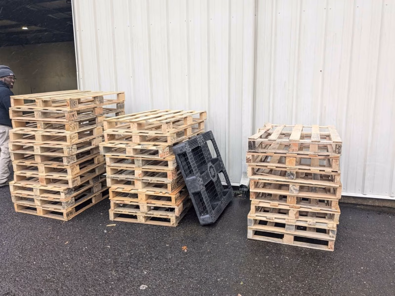Victorville, California - Pallet Cores for Recycling