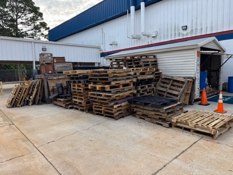 Torrance, California - Pallet Cores for Recycling