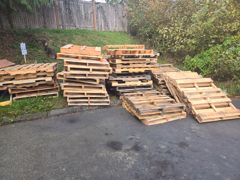 Antioch, California - Grade C Economy Wood Pallets
