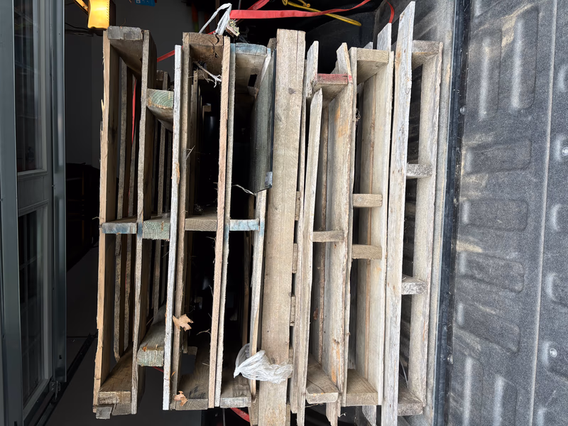 Richmond, California - Grade C Economy Wood Pallets