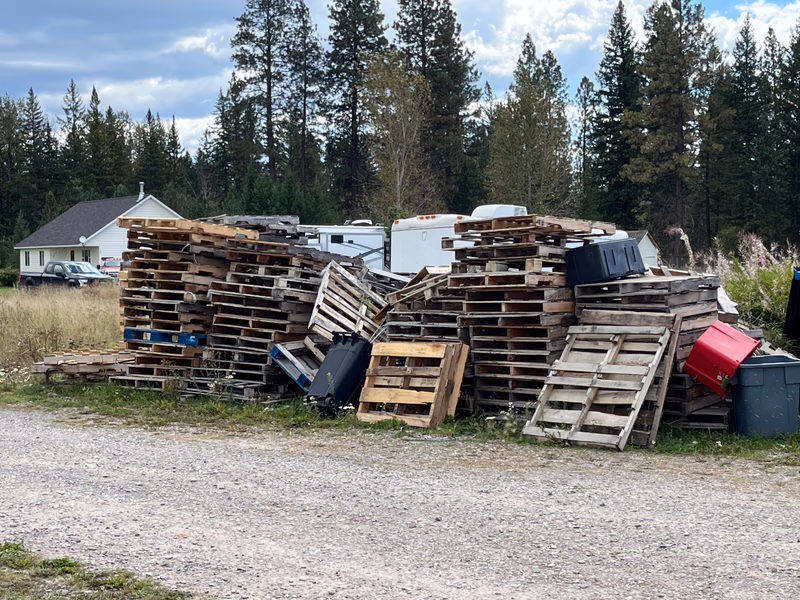 Murrieta, California - Grade A Premium 48x40 Wood Pallets