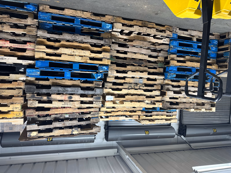 Inglewood, California - Pallet Cores for Recycling