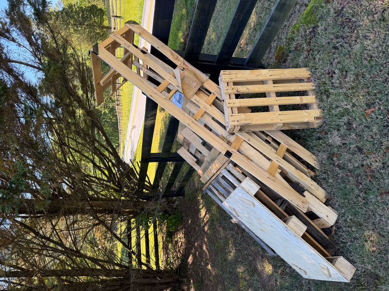 Arvada, Colorado - Grade A Premium 48x40 Wood Pallets