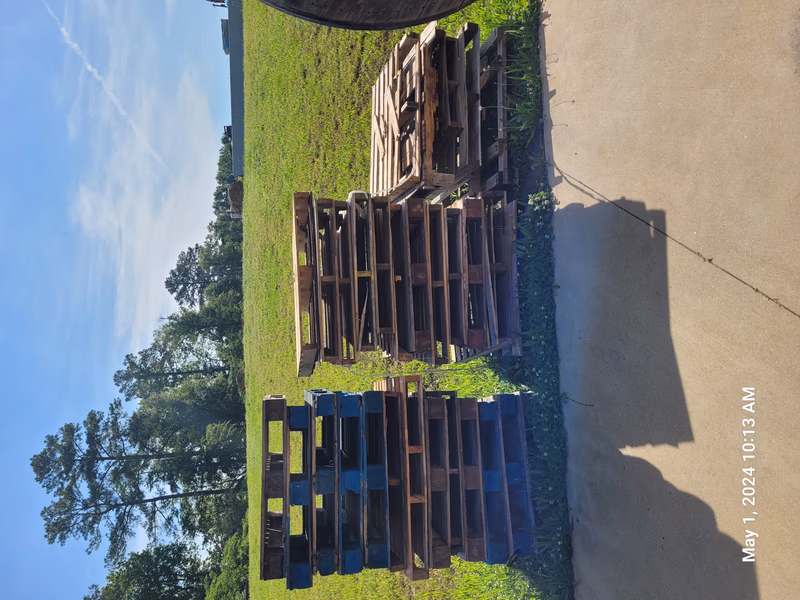 Arvada, Colorado - Grade B Standard Wood Pallets