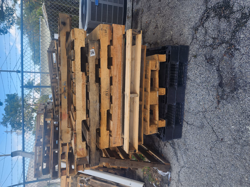 Miramar, Florida - Grade C Economy Wood Pallets