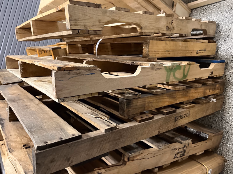 Clearwater, Florida - Grade B Standard Wood Pallets
