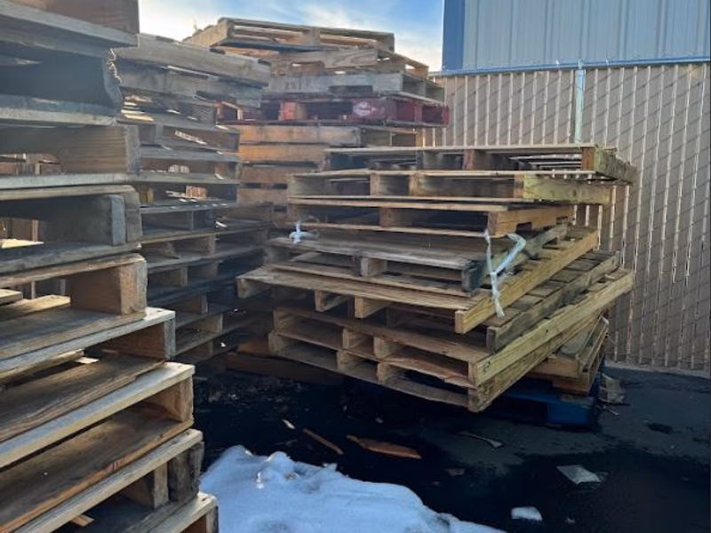 Davie, Florida - Grade B Standard Wood Pallets