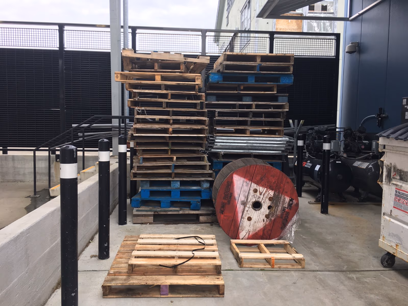 Palm Coast, Florida - Grade B Standard Wood Pallets