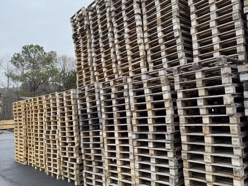 Palm Coast, Florida - Grade C Economy Wood Pallets