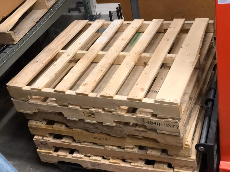 Deltona, Florida - Grade B Standard Wood Pallets