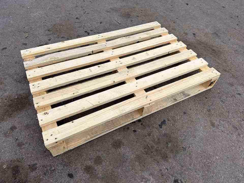 Sunrise, Florida - Grade A Premium 48x40 Wood Pallets