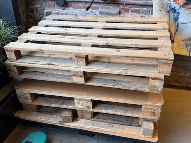 Brockton, Massachusetts - Grade C Economy Wood Pallets