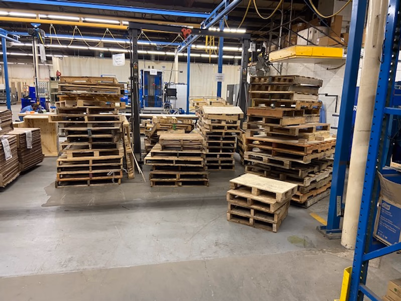 McKinney, Texas - Grade A Premium 48x40 Wood Pallets